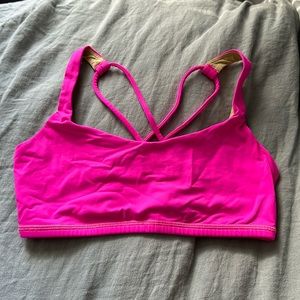 Lululemon sports bra
